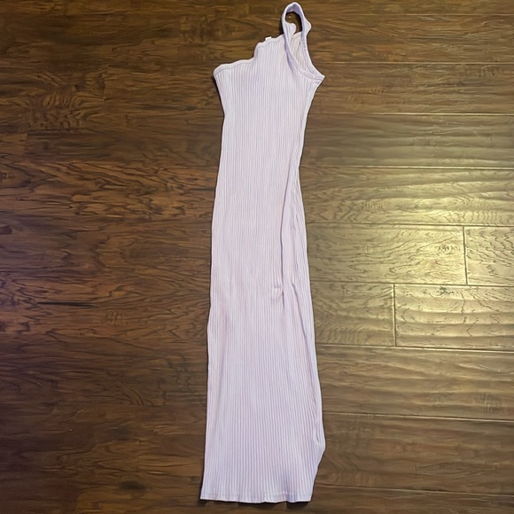 H&M - Picture 2 of 4